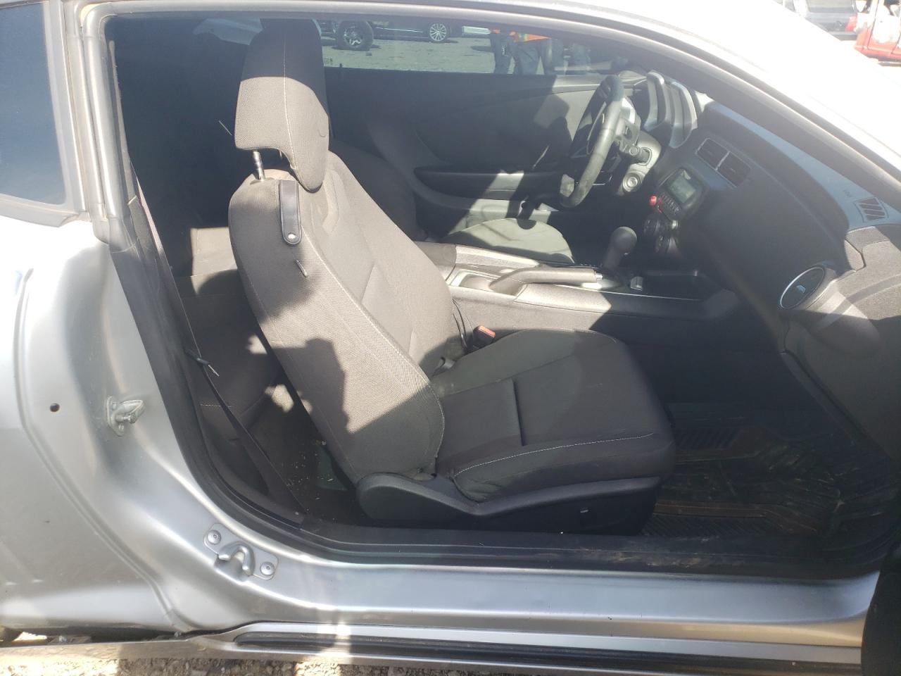 Photo 5 from auction – 2011 CHEVROLET CAMARO LT with VIN 2G1FB1ED0B9213537