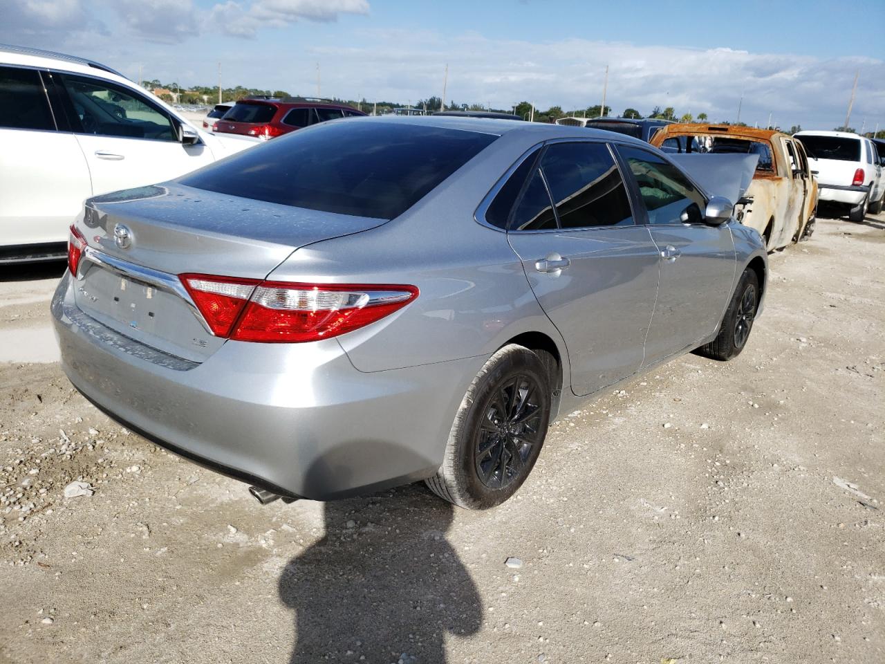 Photo 4 from auction – 2016 TOYOTA CAMRY LE with VIN 4T1BF1FKXGU529928