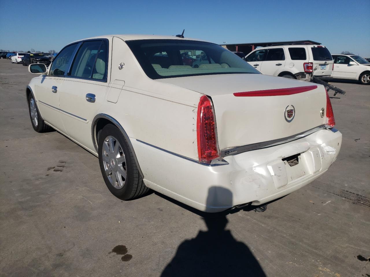 Photo 3 from auction – 2008 CADILLAC DTS with VIN 1G6KD57Y98U155336