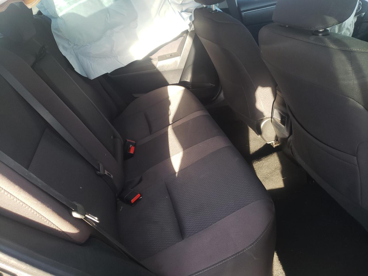 Photo 6 from auction – 2018 TOYOTA COROLLA L with VIN 2T1BURHEXJC042006
