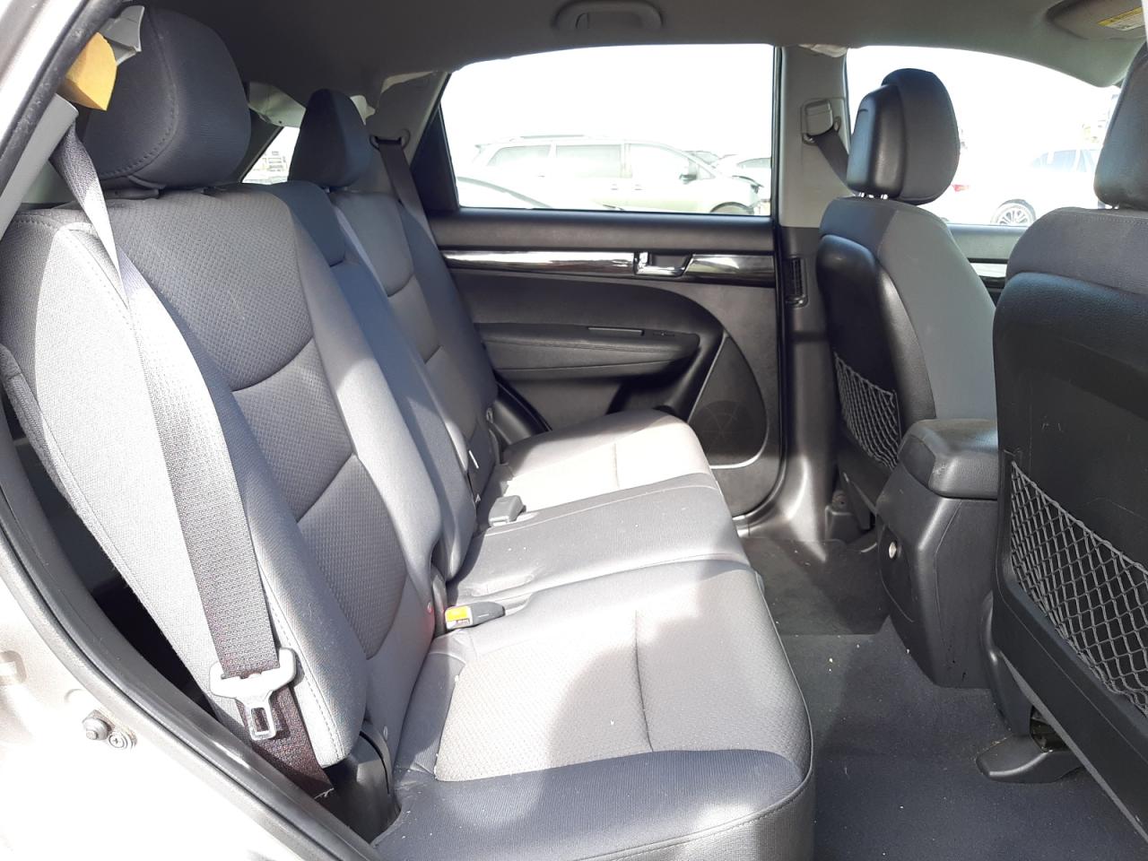 Photo 6 from auction – 2012 KIA SORENTO BA with VIN 5XYKT3A11CG282284
