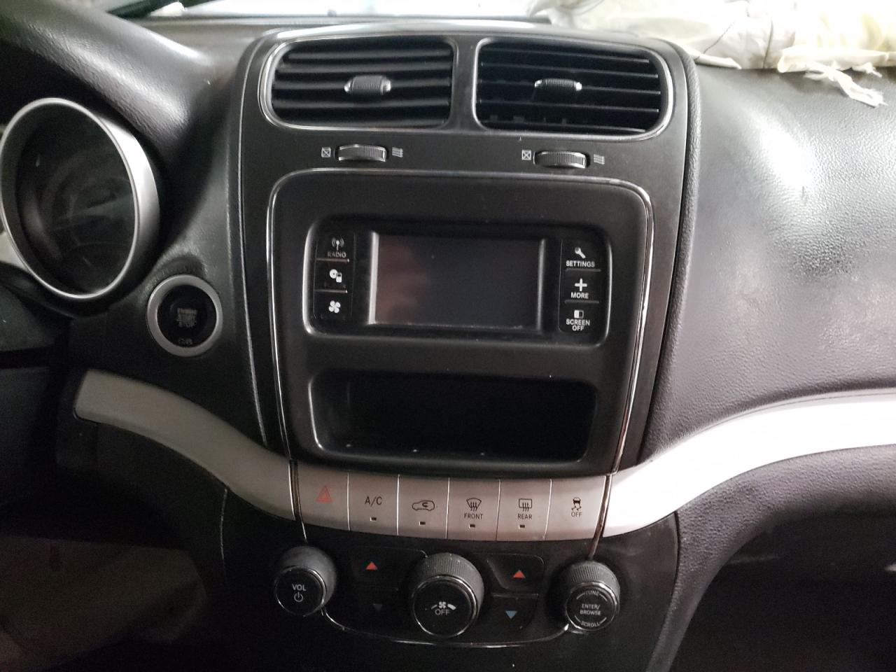 Photo 9 from auction – 2018 DODGE JOURNEY SE with VIN 3C4PDCAB5JT421446