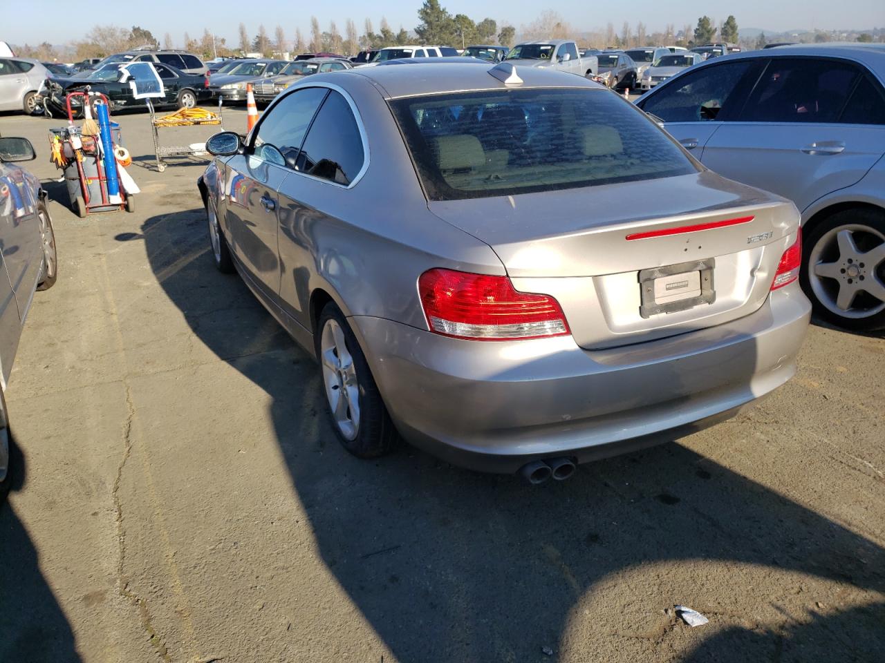 Photo 3 from auction – 2009 BMW 128 I with VIN WBAUP93549VF48169