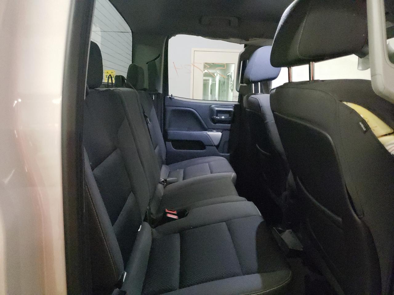 Photo 6 from auction – 2015 CHEVROLET SILVERADO with VIN 1GCVKREC5FZ158538