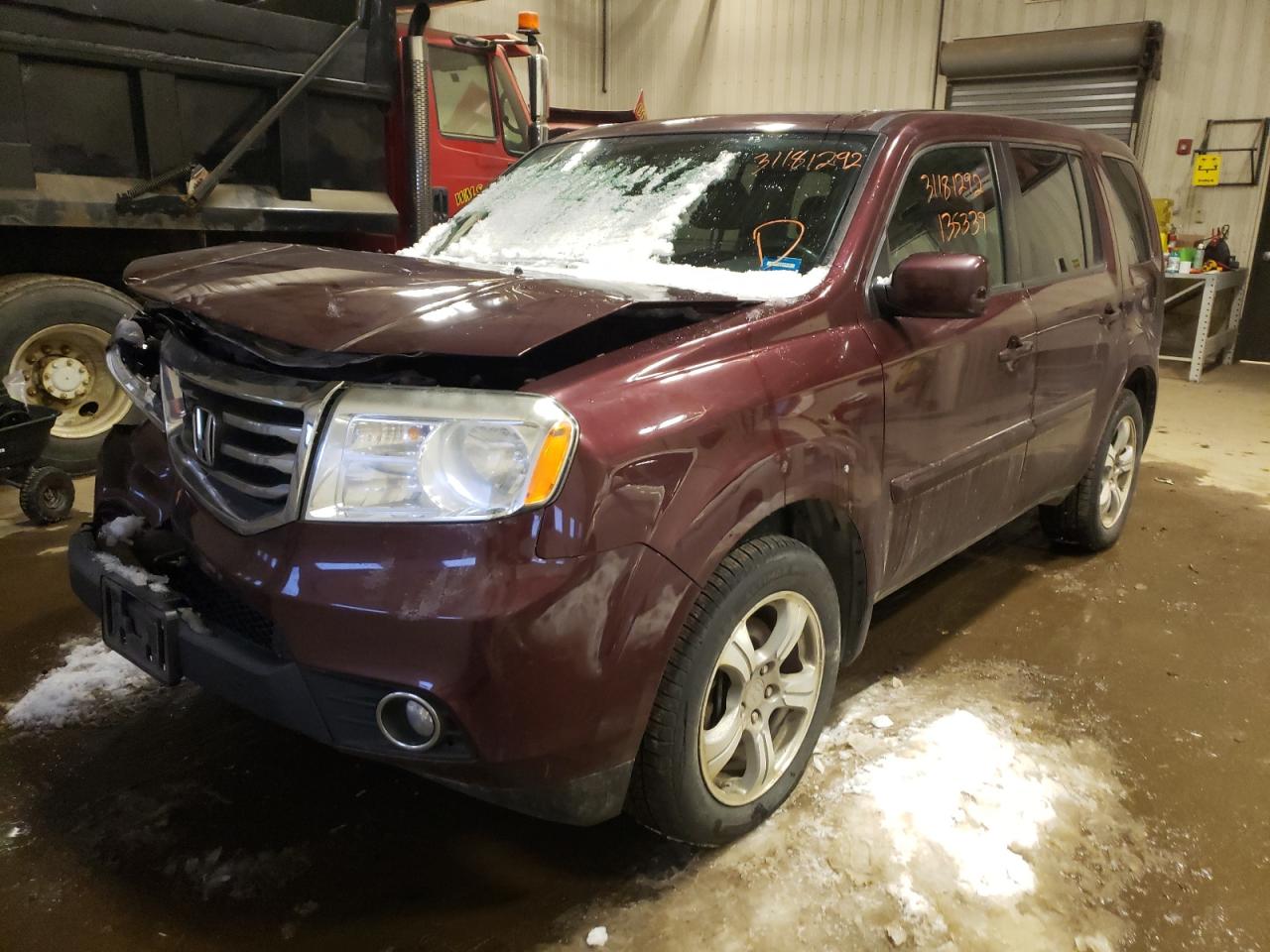 Photo 2 from auction – 2013 HONDA PILOT EXL with VIN 5FNYF4H55DB076684