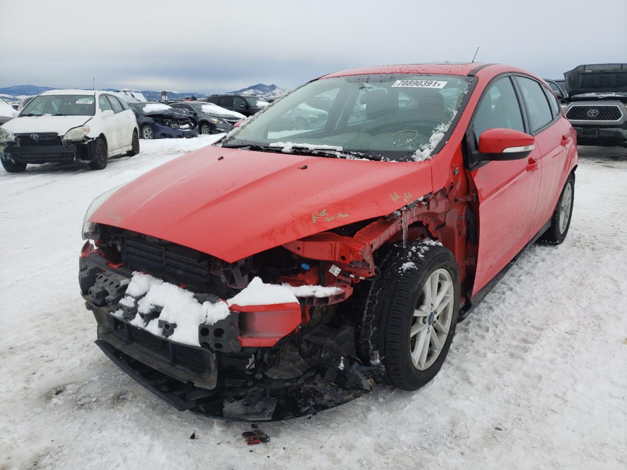 Photo 2 from auction – 2016 FORD FOCUS SE with VIN 1FADP3K22GL269449