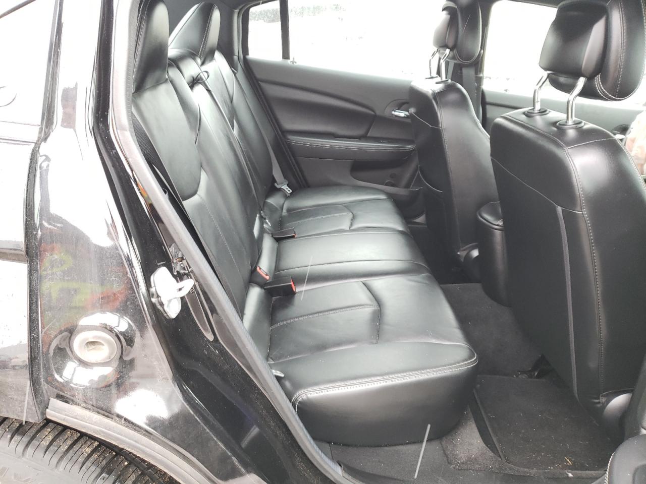 Photo 6 from auction – 2014 CHRYSLER 200 LIMITE with VIN 1C3CCBCG4EN183913