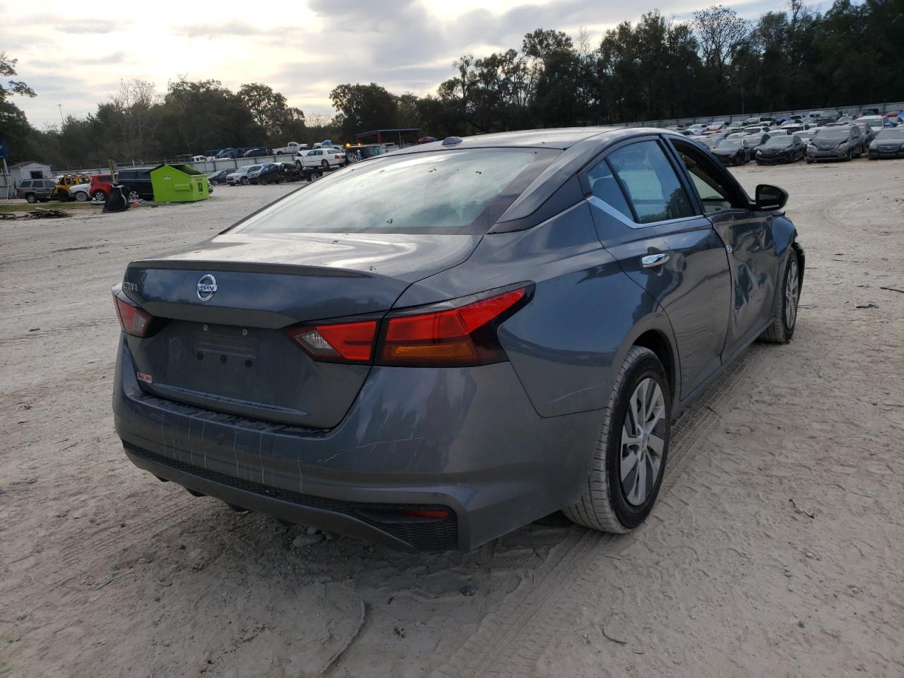 Photo 4 from auction – 2020 NISSAN ALTIMA S with VIN 1N4BL4BVXLC144227