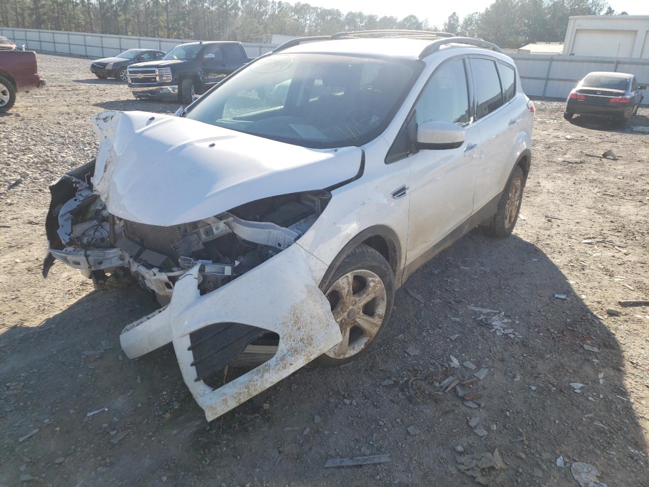 Photo 2 from auction – 2015 FORD ESCAPE SE with VIN 1FMCU9GX4FUA94311