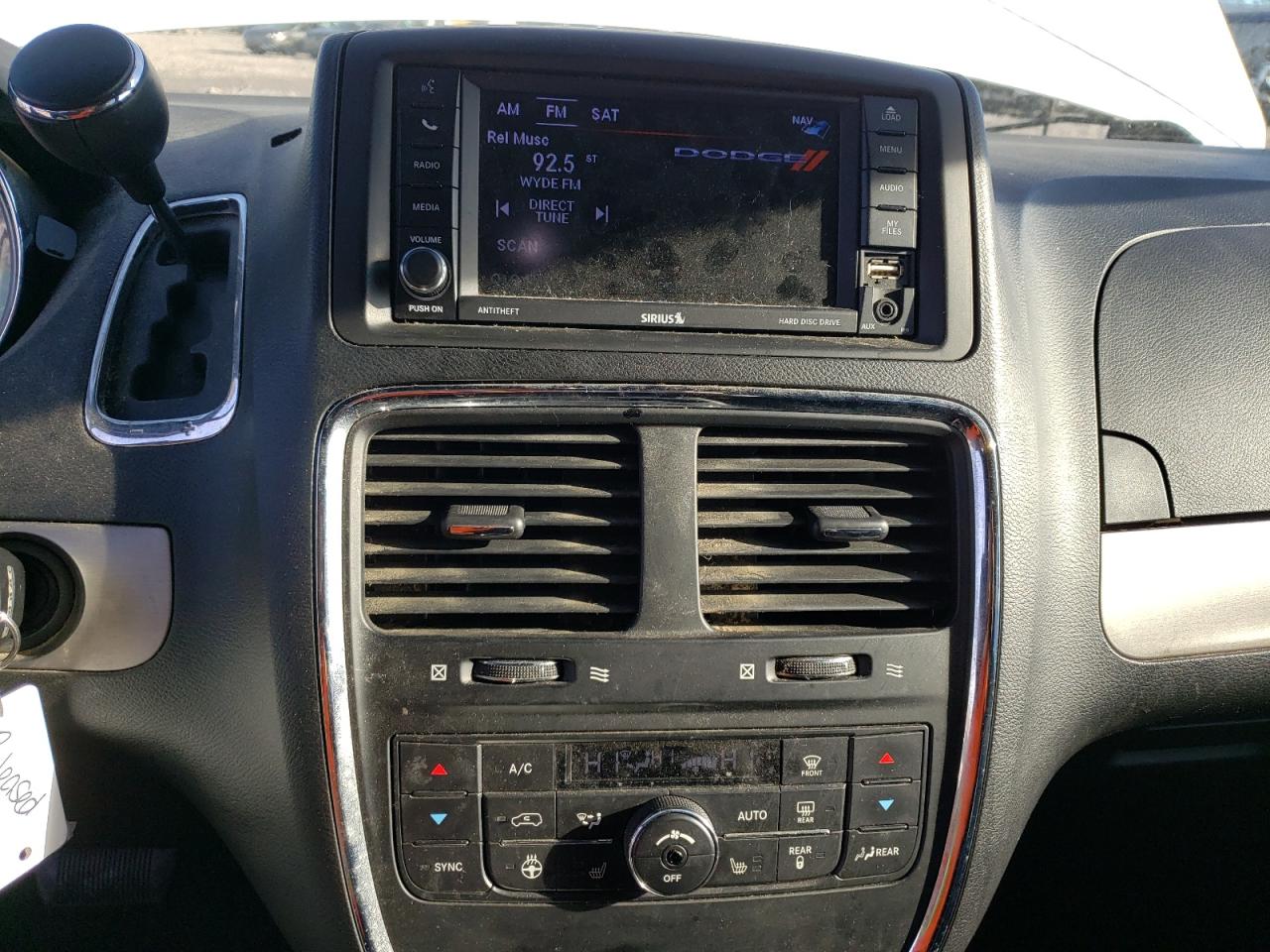 Photo 9 from auction – 2019 DODGE GRAND CARA with VIN 2C4RDGEG3KR556502