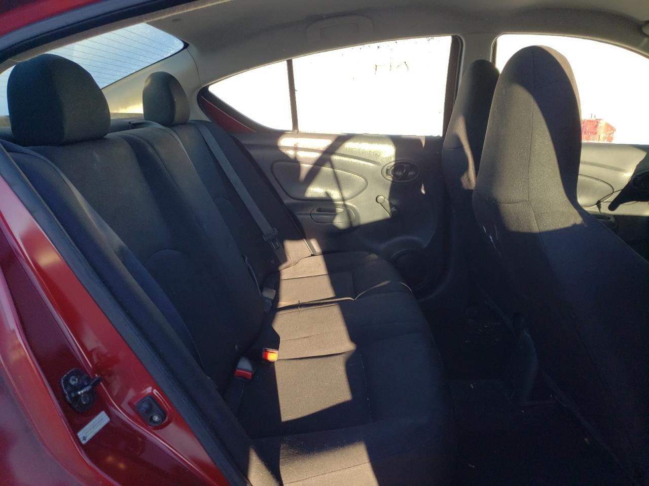 Photo 6 from auction – 2016 NISSAN VERSA S with VIN 3N1CN7AP3GL840647