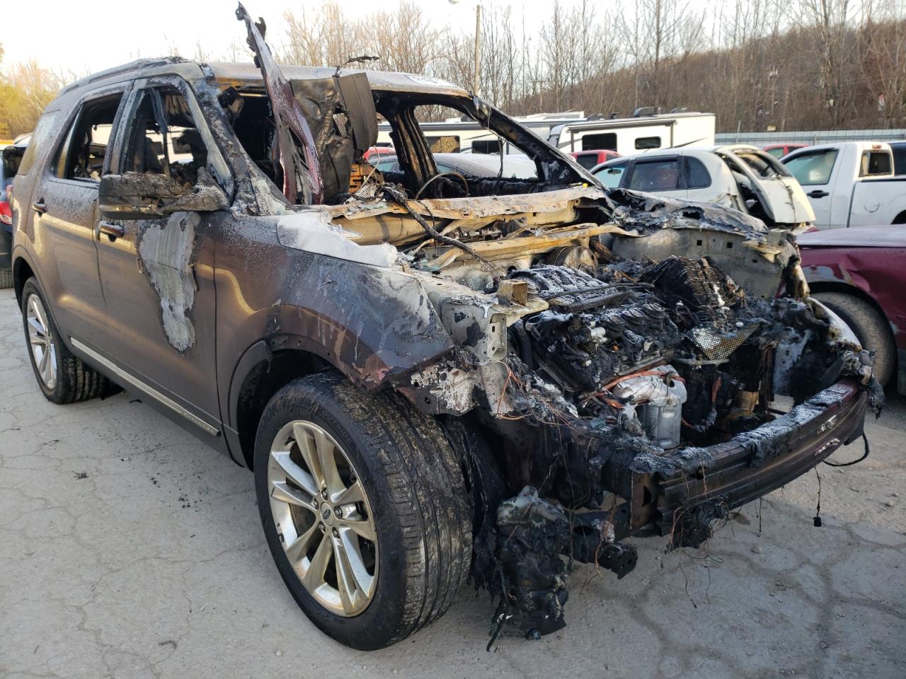 صورة رقم 1 من المزاد - 2018 FORD EXPLORER X مع VIN 1FM5K8D89JGC81136