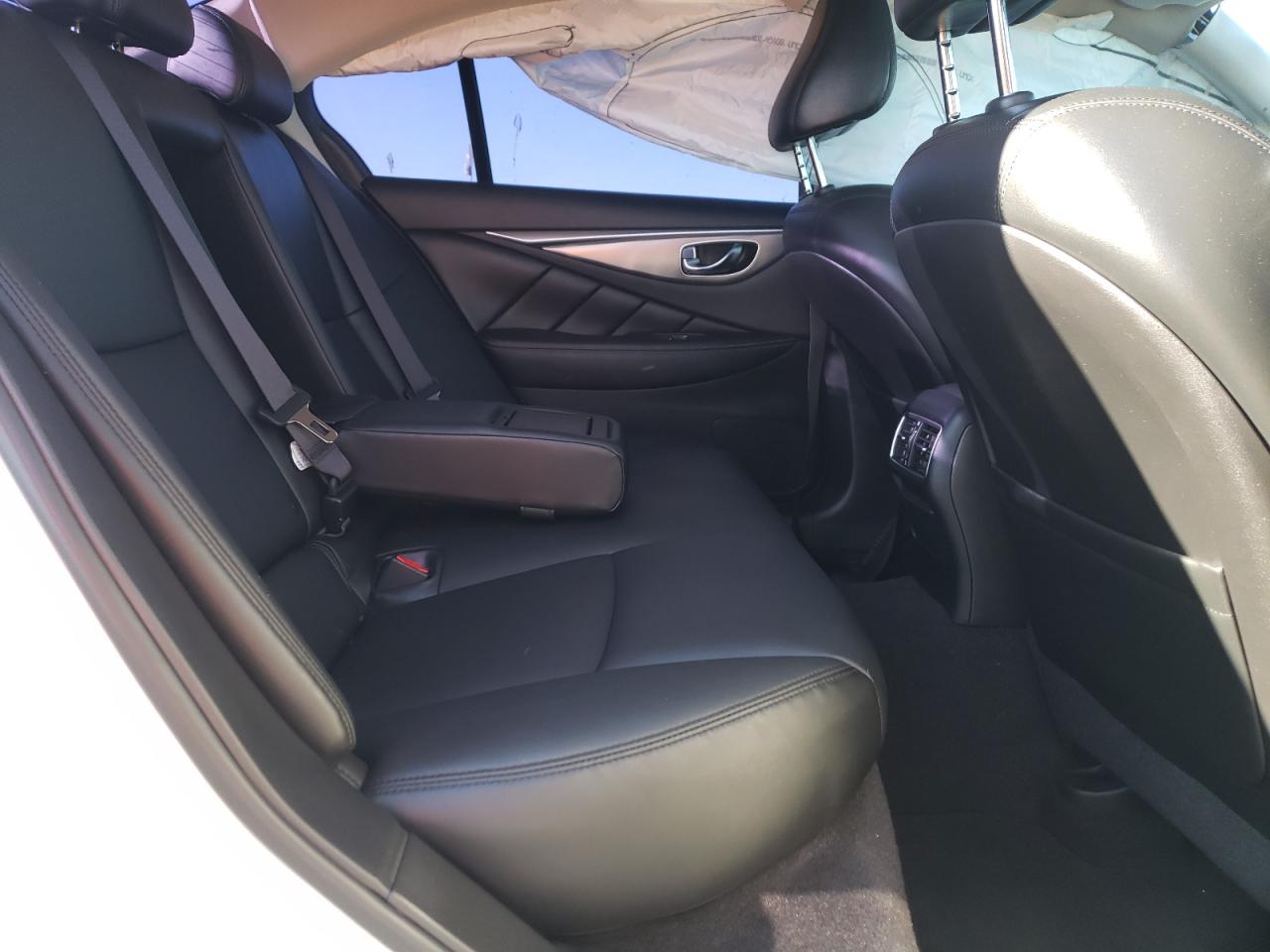 Photo 6 from auction – 2015 INFINITI Q50 BASE with VIN JN1BV7AP5FM356141