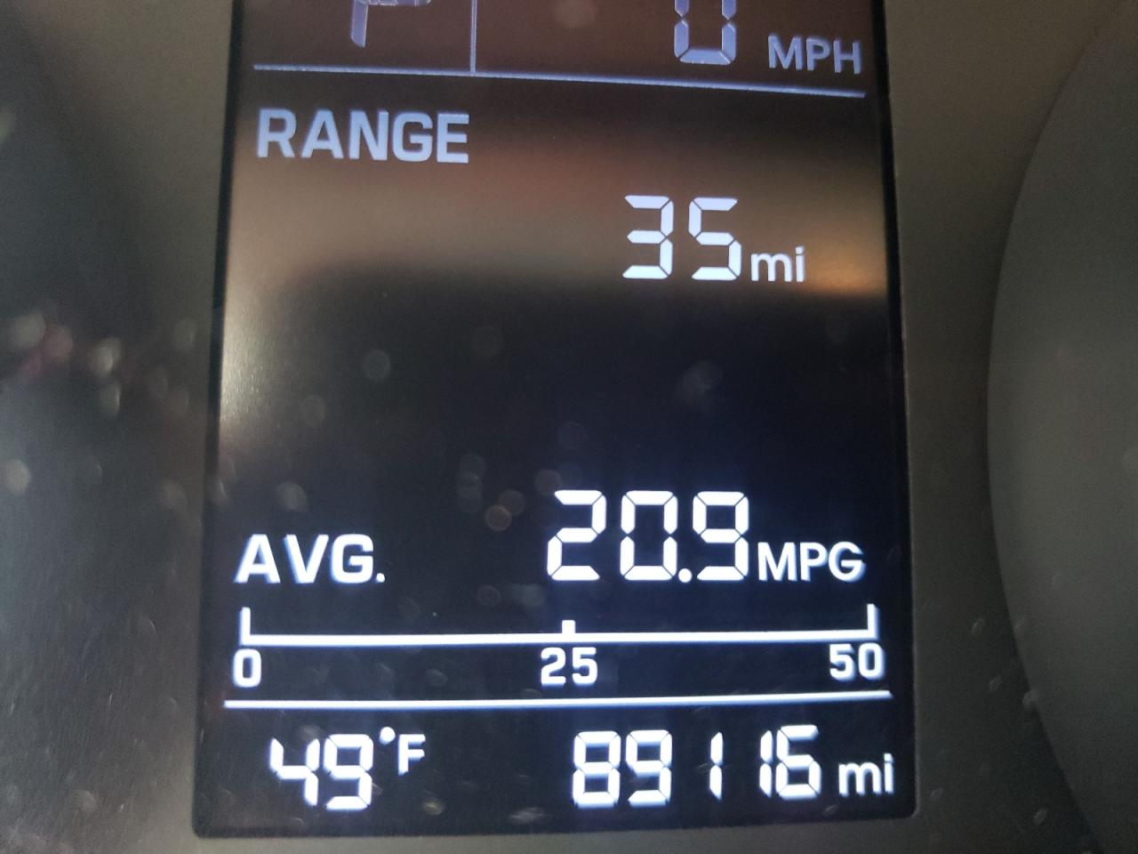 Photo 8 from auction – 2017 HYUNDAI ELANTRA with VIN 5NPD84LF6HH022732