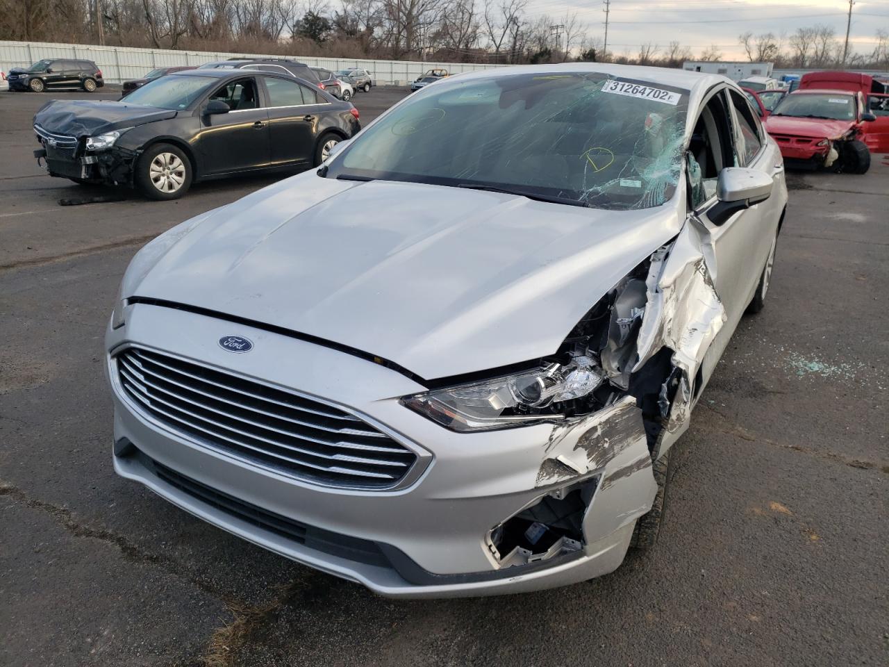 Photo 2 from auction – 2019 FORD FUSION SE with VIN 3FA6P0LU5KR226757