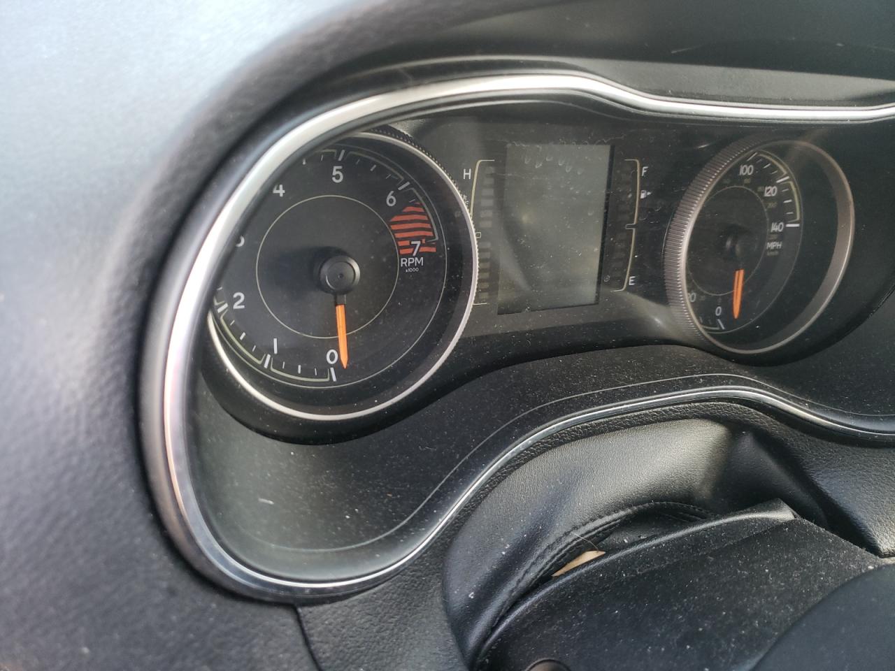 Photo 8 from auction – 2019 JEEP CHEROKEE L with VIN 1C4PJLCB7KD290324