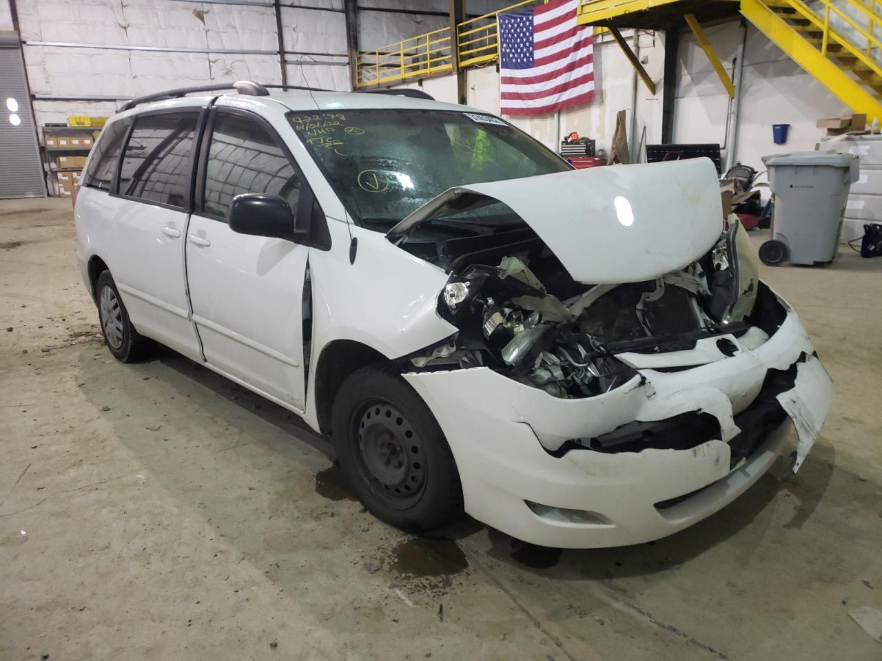 Photo 1 from auction – 2006 TOYOTA SIENNA CE with VIN 5TDZA23C26S552885