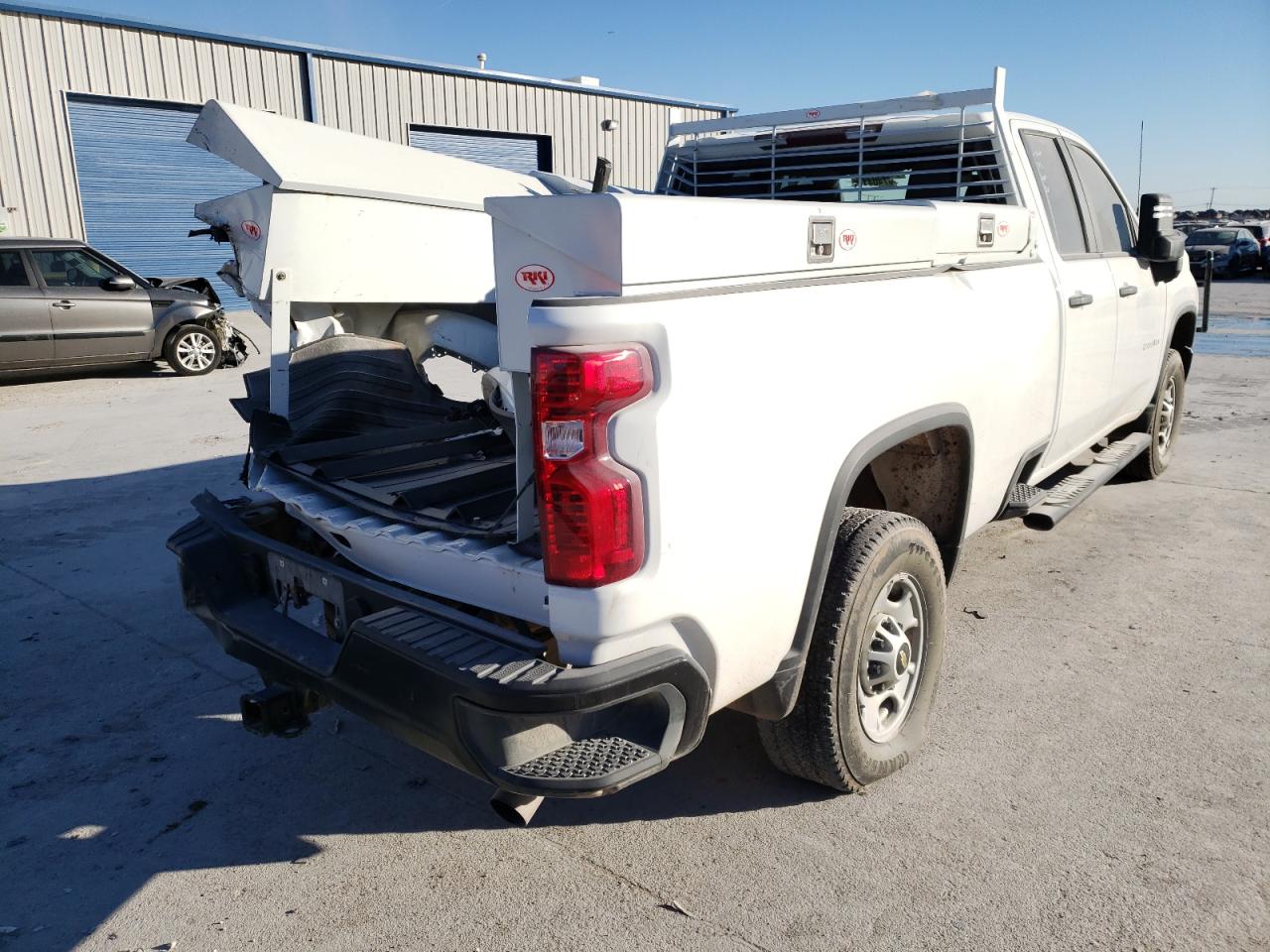 Photo 4 from auction – 2020 CHEVROLET SILVERADO with VIN 1GC5WLE74LF261791