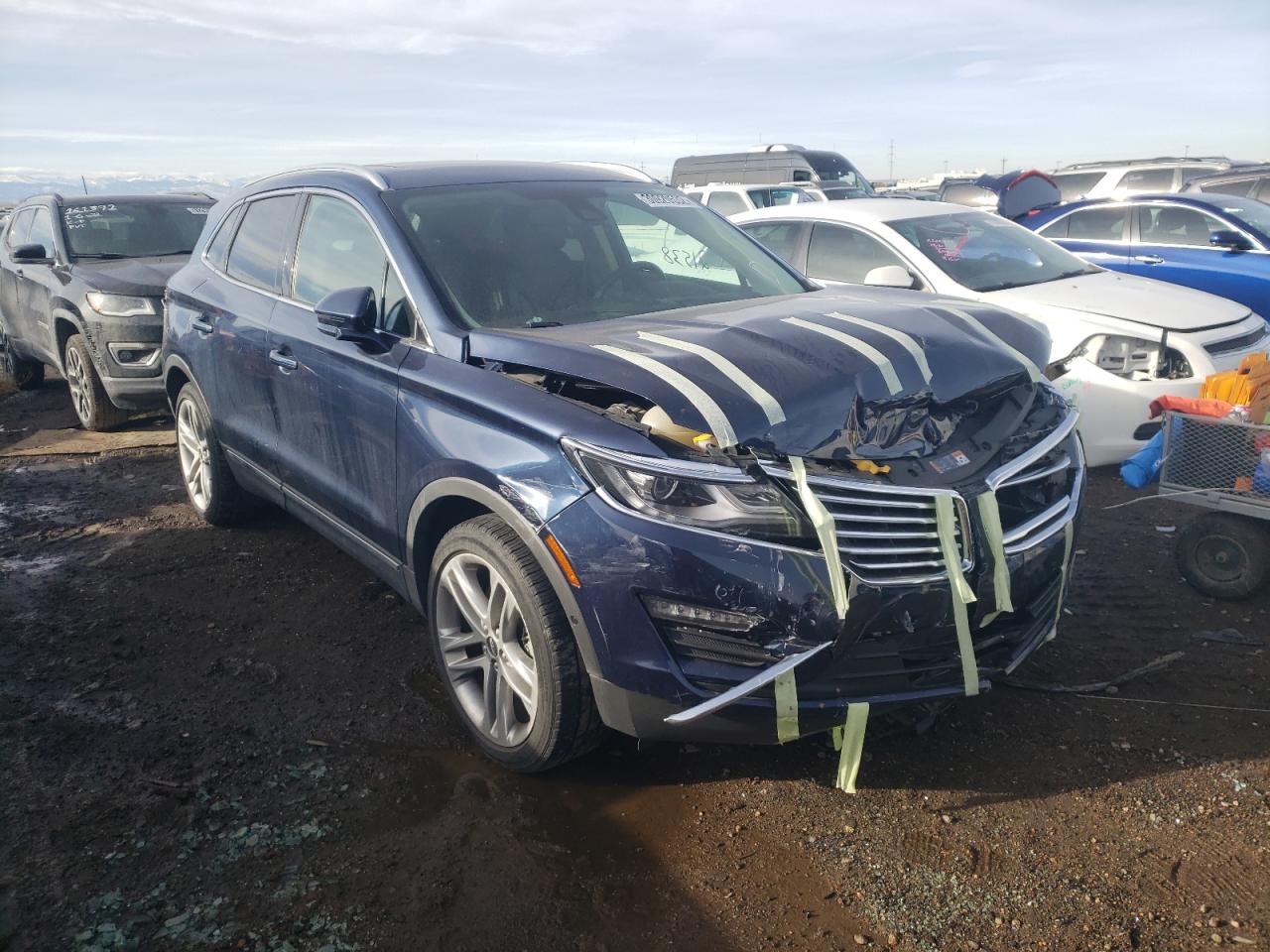 Photo 1 from auction – 2017 LINCOLN MKC RESERV with VIN 5LMCJ3D90HUL57115