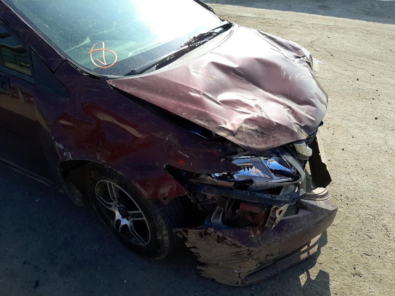 Photo 9 from auction – 2014 HONDA CIVIC LX with VIN 19XFB2F56EE205761