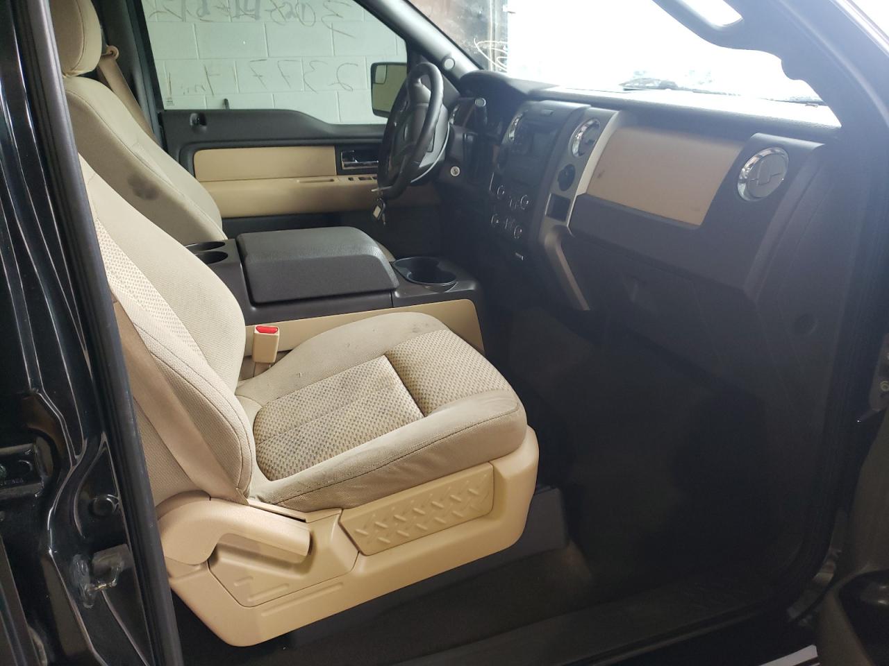 Photo 5 from auction – 2013 FORD F150 SUPER with VIN 1FTFW1EF5DKD73864