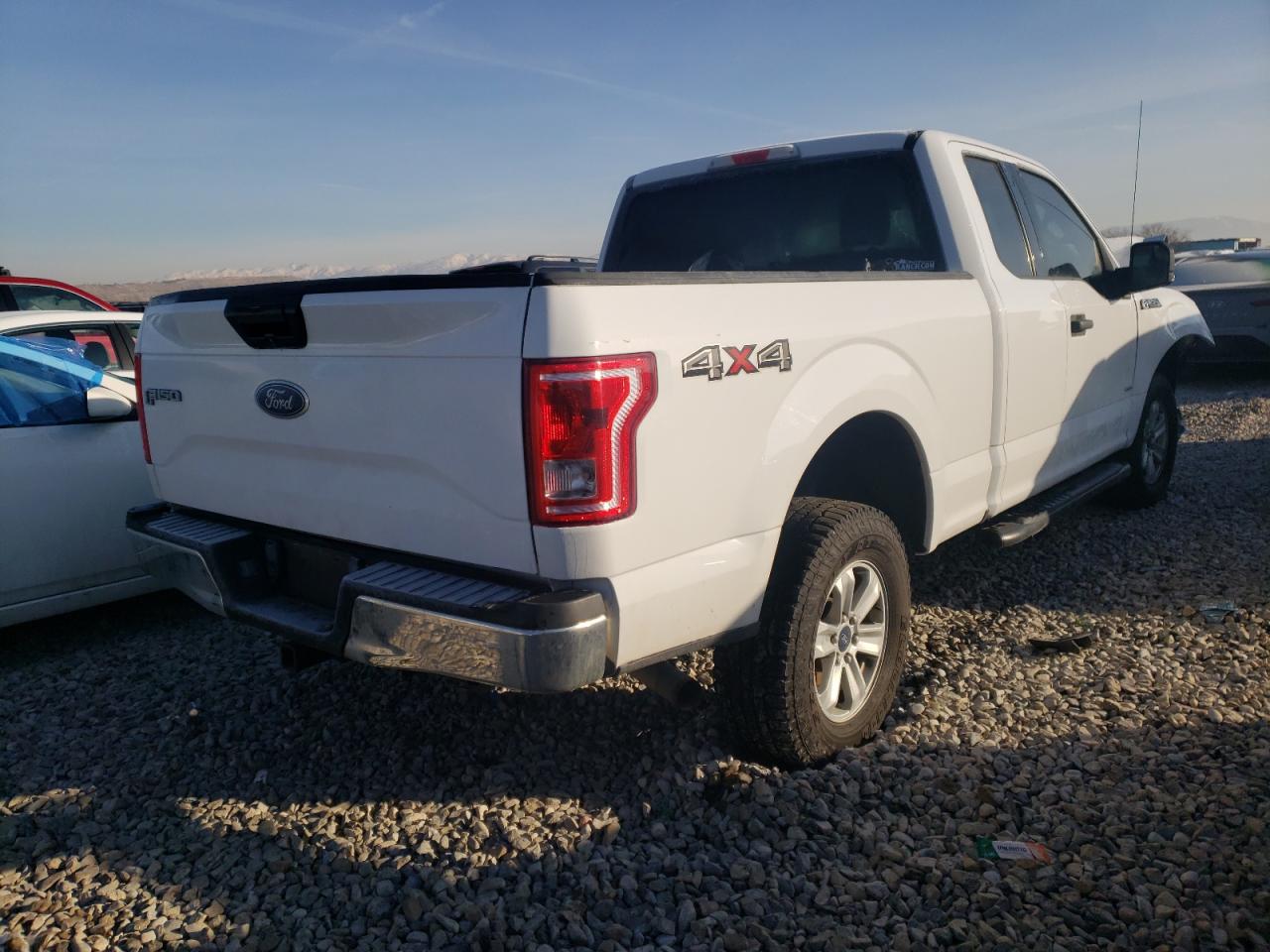 Photo 4 from auction – 2016 FORD F150 SUPER with VIN 1FTEX1EP4GFC33576