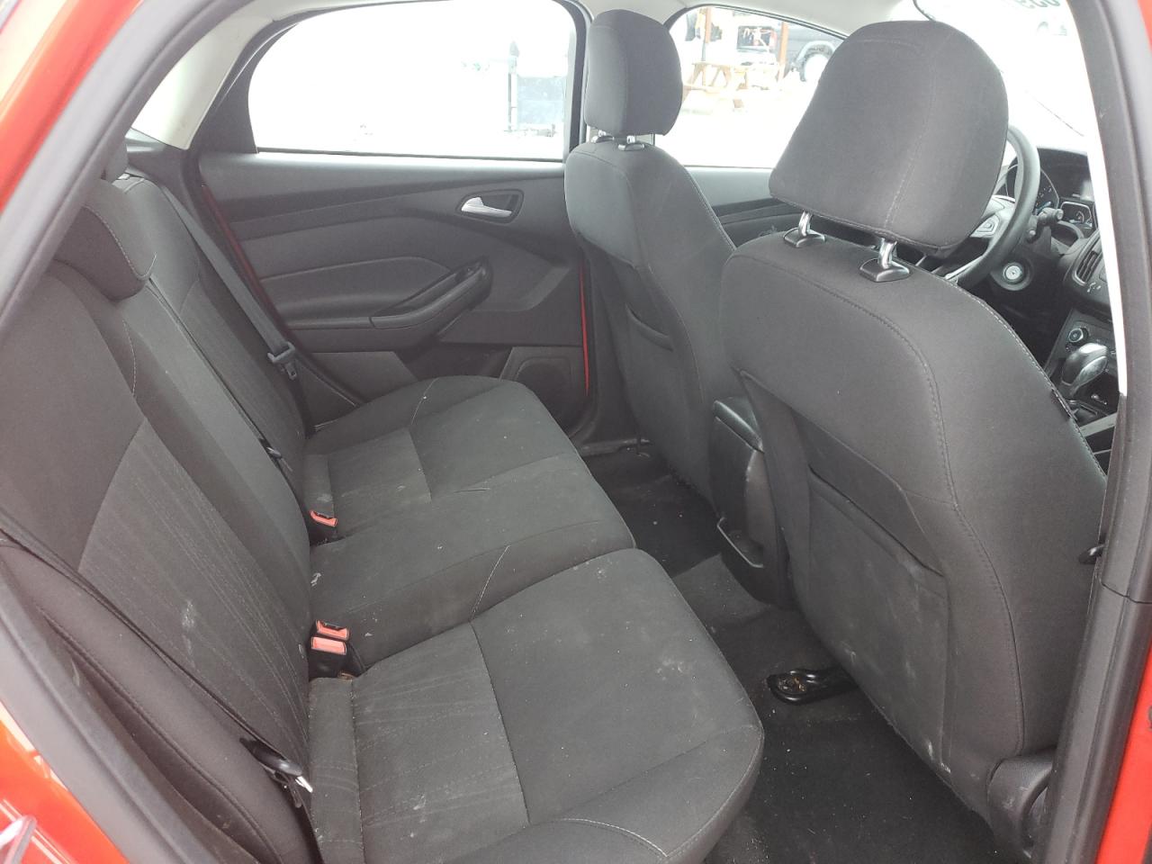 Photo 6 from auction – 2016 FORD FOCUS SE with VIN 1FADP3K22GL269449
