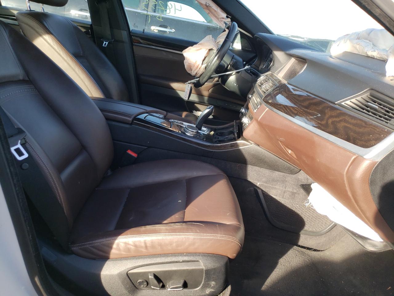 Photo 5 from auction – 2015 BMW 535 XI with VIN WBA5B3C58FD546049