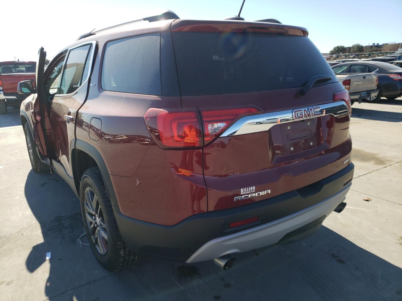 Photo 3 from auction – 2018 GMC ACADIA SLT with VIN 1GKKNULS5JZ223084