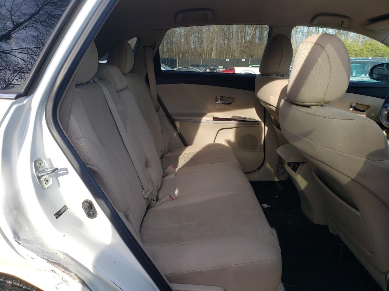 Photo 6 from auction – 2010 TOYOTA VENZA with VIN 4T3ZA3BB4AU024061