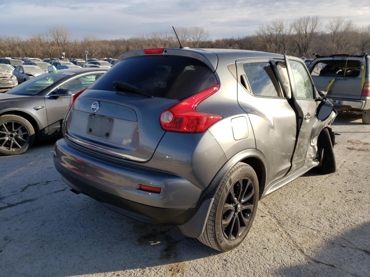 Photo 4 from auction – 2013 NISSAN JUKE S with VIN JN8AF5MV2DT208282