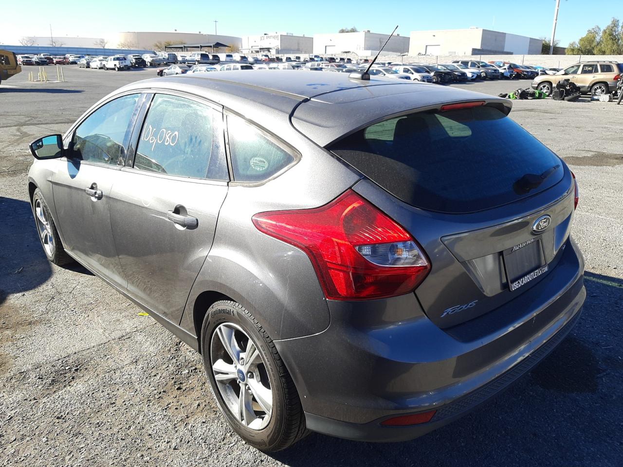 Photo 3 from auction – 2013 FORD FOCUS SE with VIN 1FADP3K28DL353058
