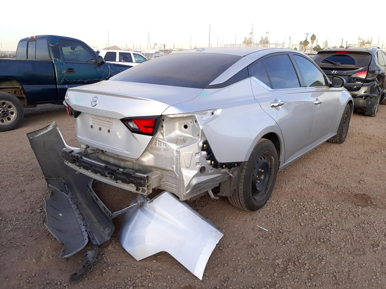 Photo 4 from auction – 2019 NISSAN ALTIMA S with VIN 1N4BL4BV9KC231972
