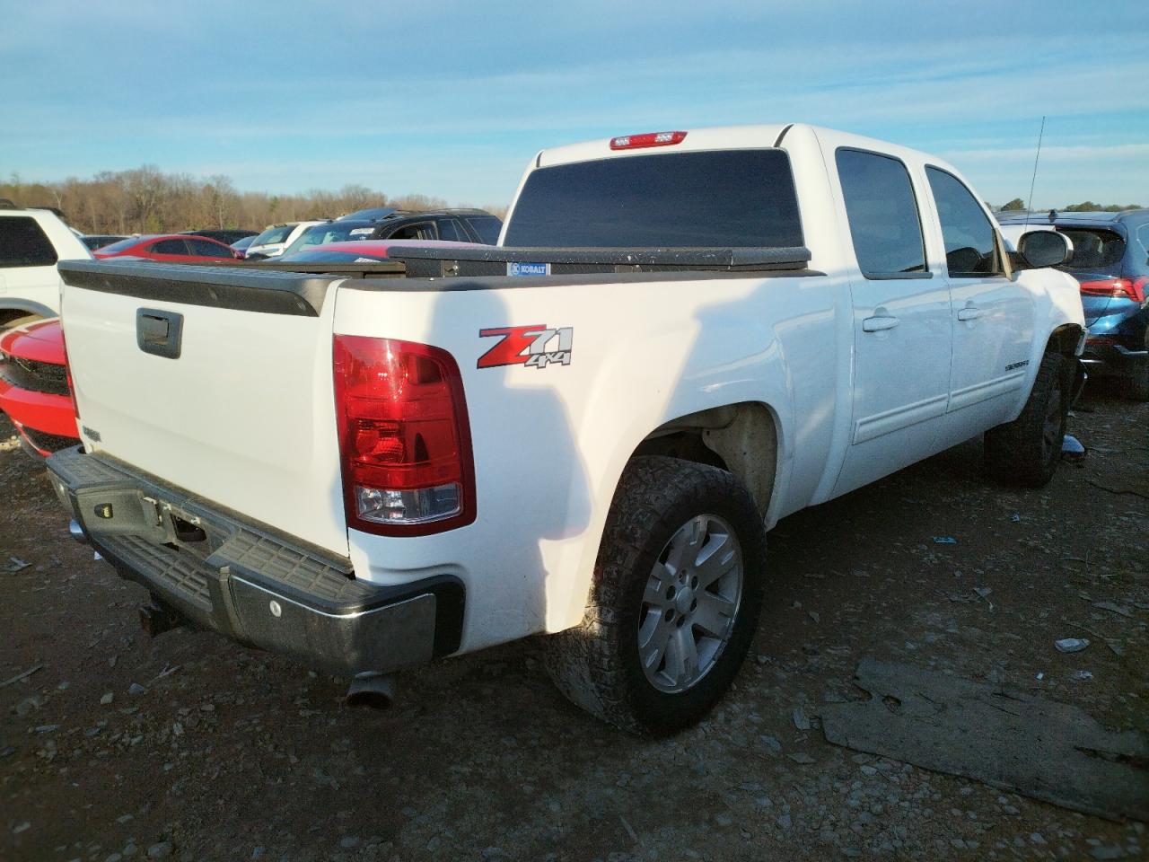 Photo 4 from auction – 2007 GMC NEW SIERRA with VIN 2GTEK13M571699192