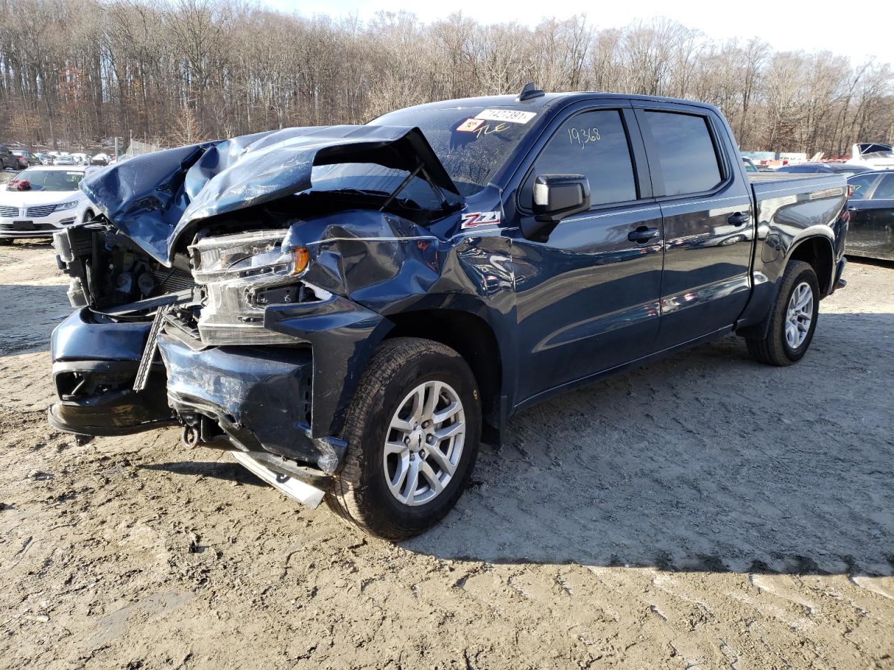 Photo 2 from auction – 2021 CHEVROLET SILVERADO with VIN 3GCUYEED0MG382695