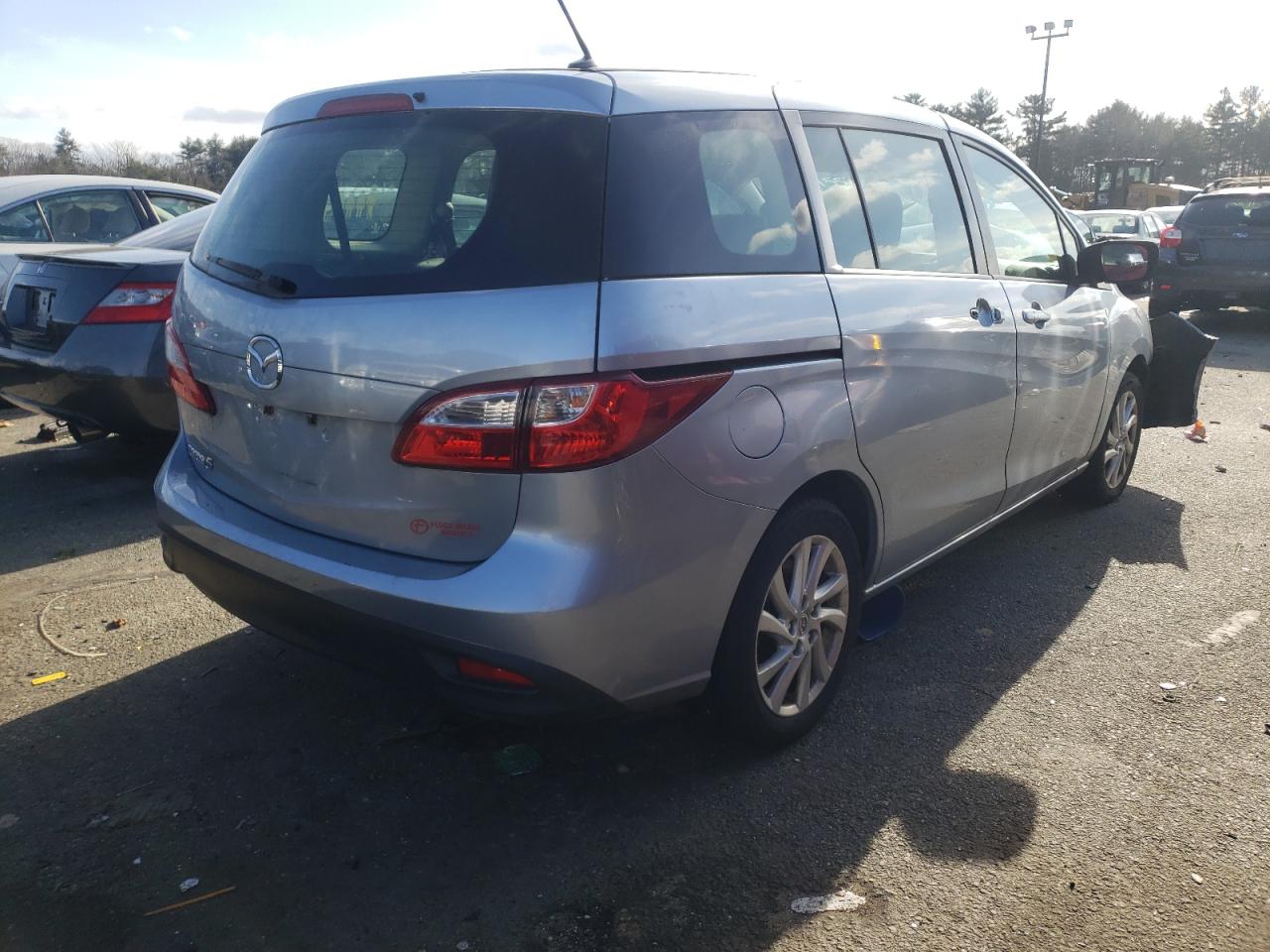Photo 4 from auction – 2012 MAZDA 5 with VIN JM1CW2BL4C0128535