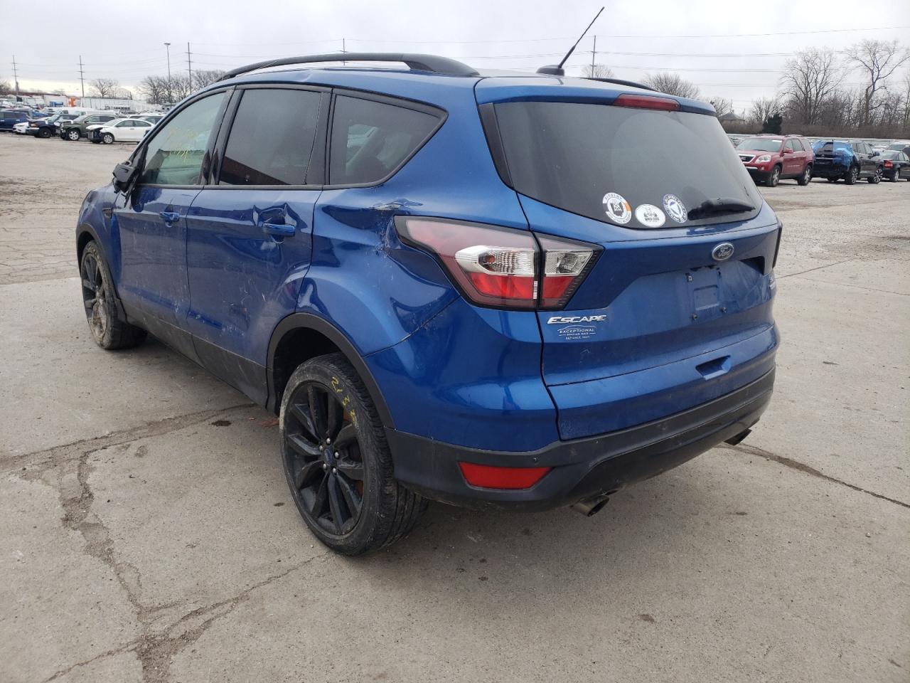 Photo 3 from auction – 2017 FORD ESCAPE SE with VIN 1FMCU0GD1HUC77511