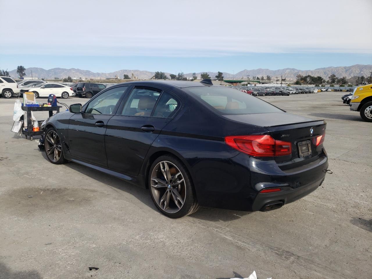 Photo 3 from auction – 2020 BMW M550XI with VIN WBAJS7C04LBN96142