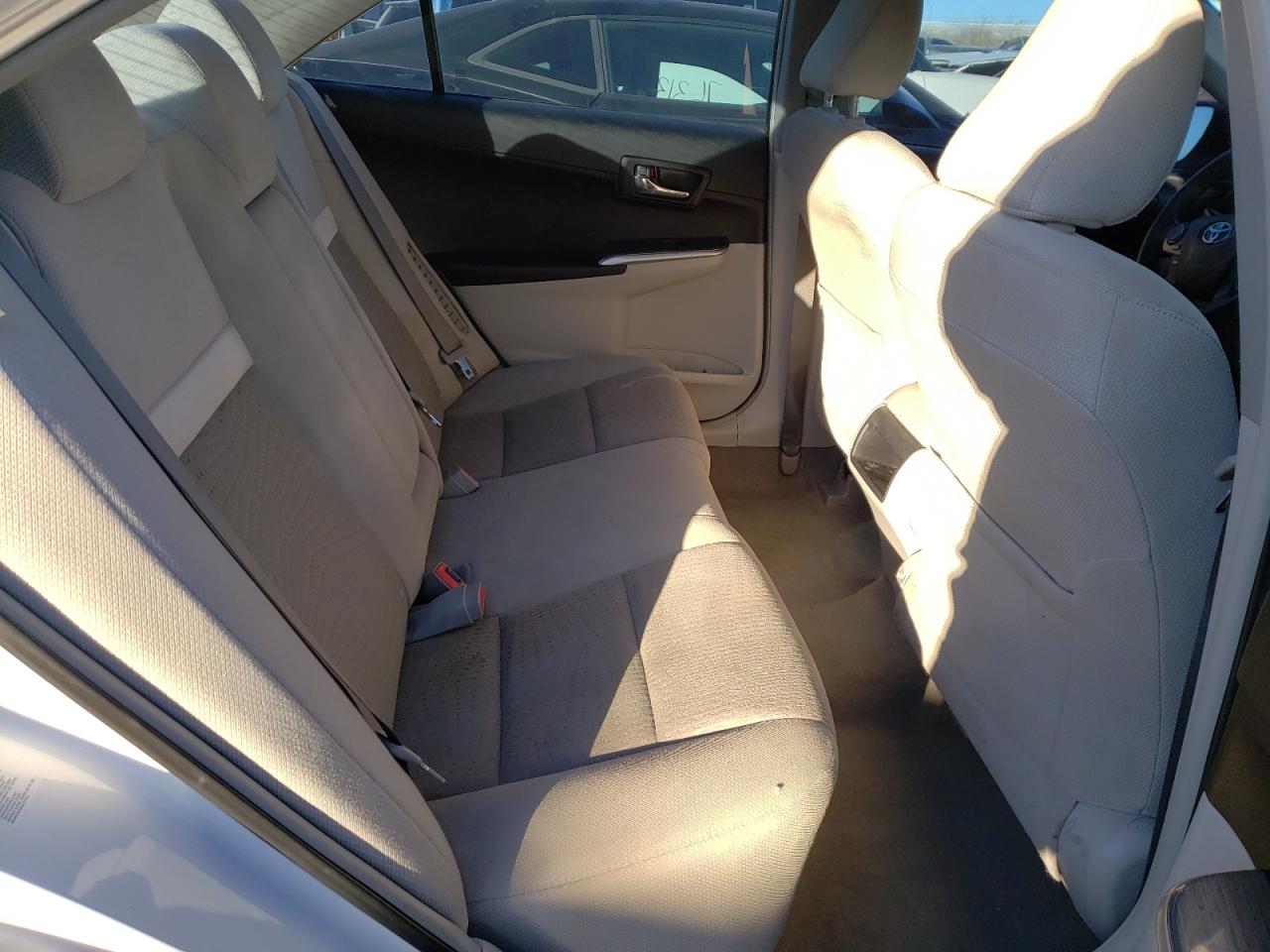 Photo 6 from auction – 2012 TOYOTA CAMRY HYBR with VIN 4T1BD1FK4CU030641