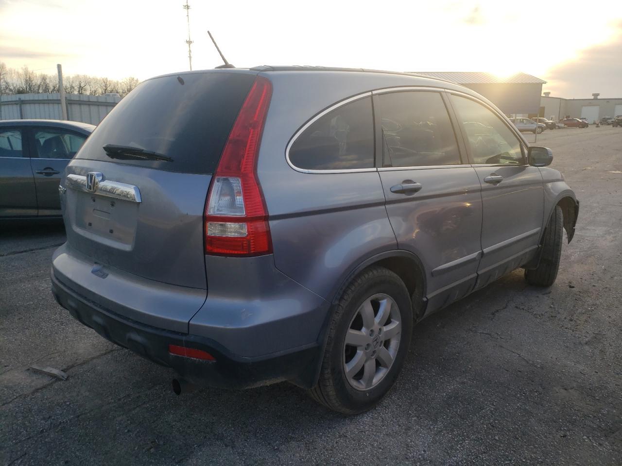 Photo 4 from auction – 2007 HONDA CR-V EXL with VIN JHLRE48797C074045