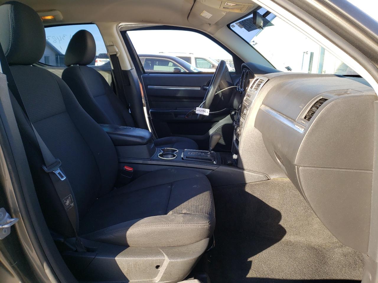 Photo 5 from auction – 2010 DODGE CHARGER SX with VIN 2B3CA3CV8AH155901