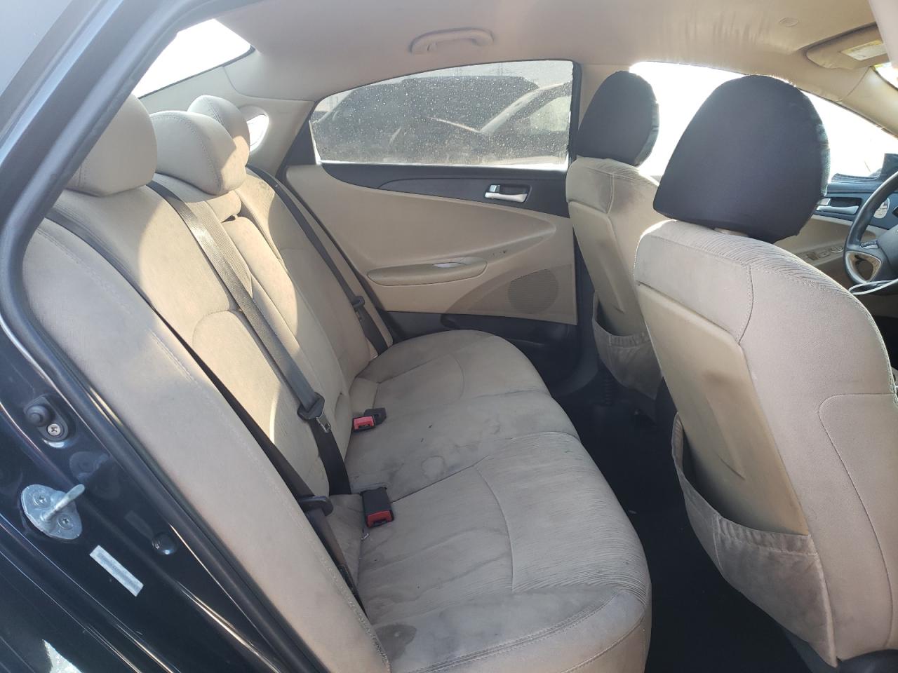 Photo 6 from auction – 2011 HYUNDAI SONATA GLS with VIN 5NPEB4AC6BH208681