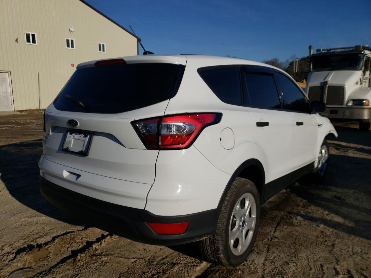 Photo 4 from auction – 2017 FORD ESCAPE S with VIN 1FMCU0F74HUD48194