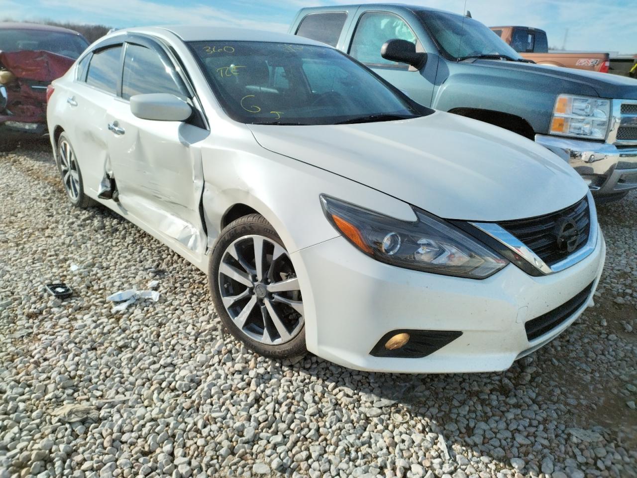 NISSAN ALTIMA 2.5 2017 with VIN 1N4AL3AP1HC498251 - Photo from auction