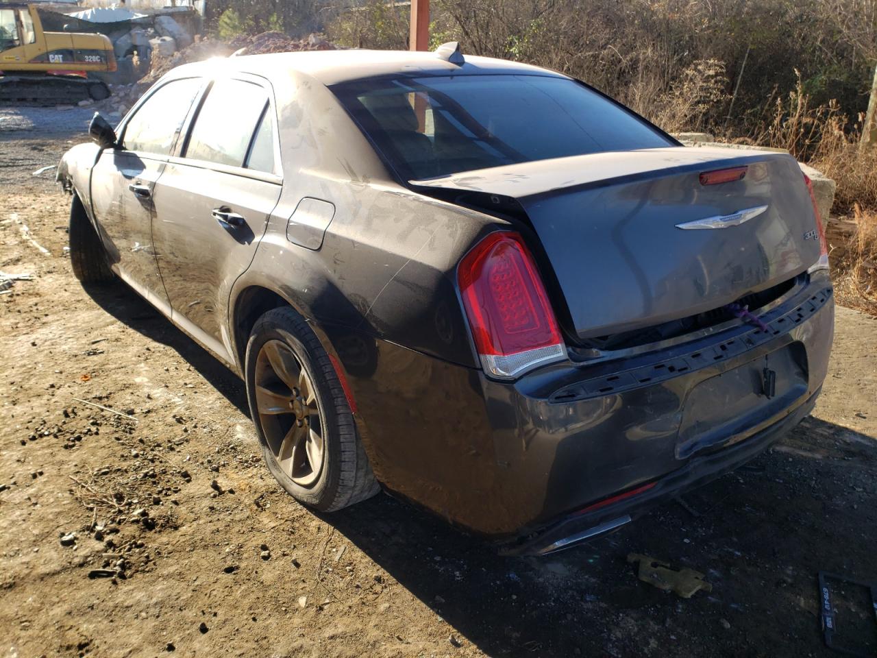 Photo 3 from auction – 2017 CHRYSLER 300C with VIN 2C3CCAEG1HH662522