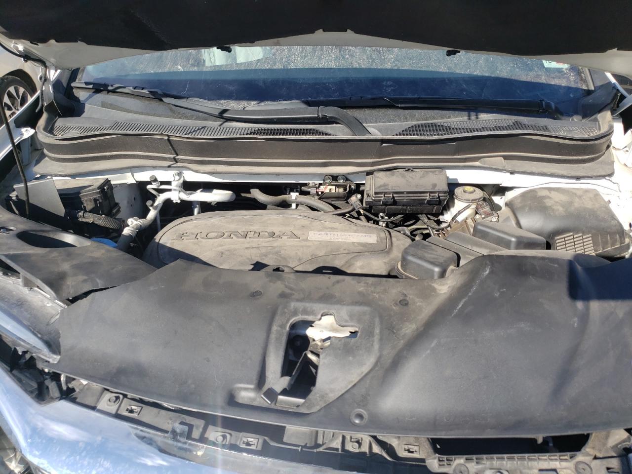 Photo 7 from auction – 2019 HONDA PILOT TOUR with VIN 5FNYF5H67KB014425
