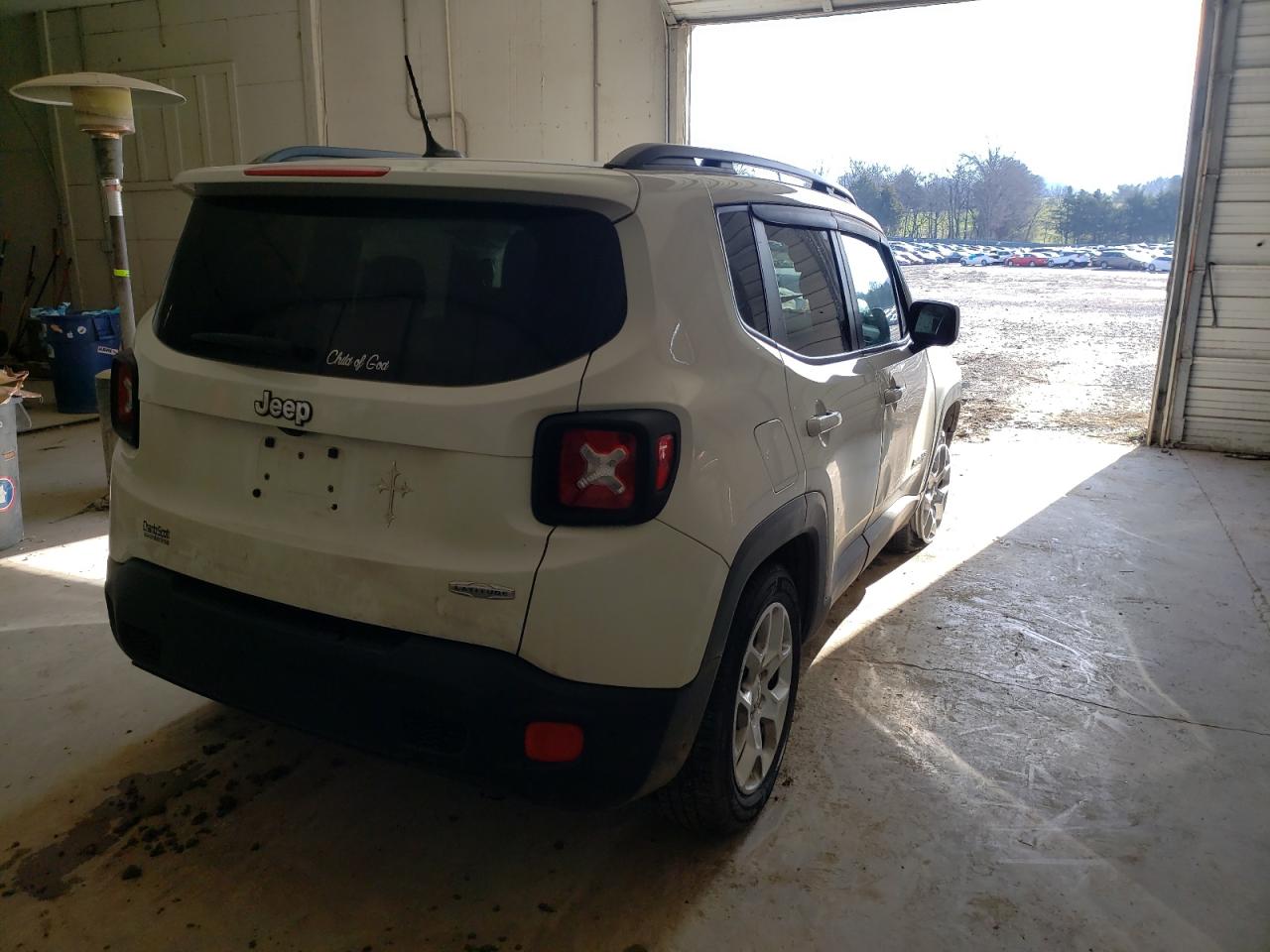 Photo 4 from auction – 2017 JEEP RENEGADE L with VIN ZACCJABB2HPG67401