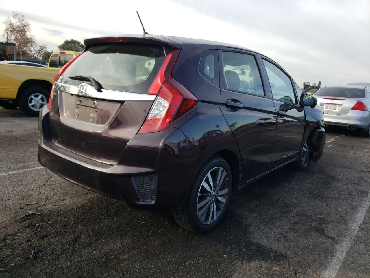 Photo 4 from auction – 2017 HONDA FIT EX with VIN JHMGK5H73HS019891