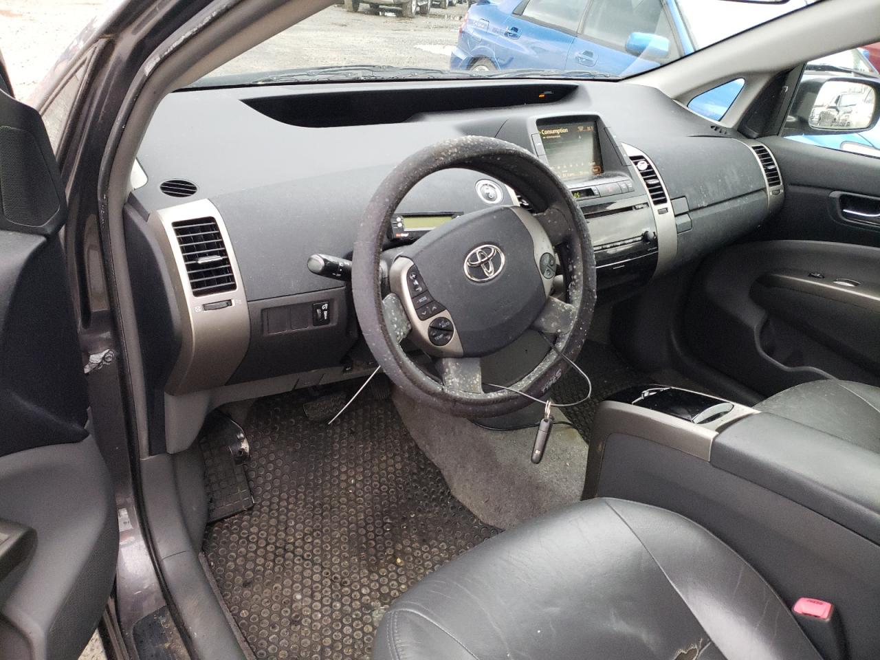 Photo 9 from auction – 2007 TOYOTA PRIUS with VIN JTDKB20U073268041