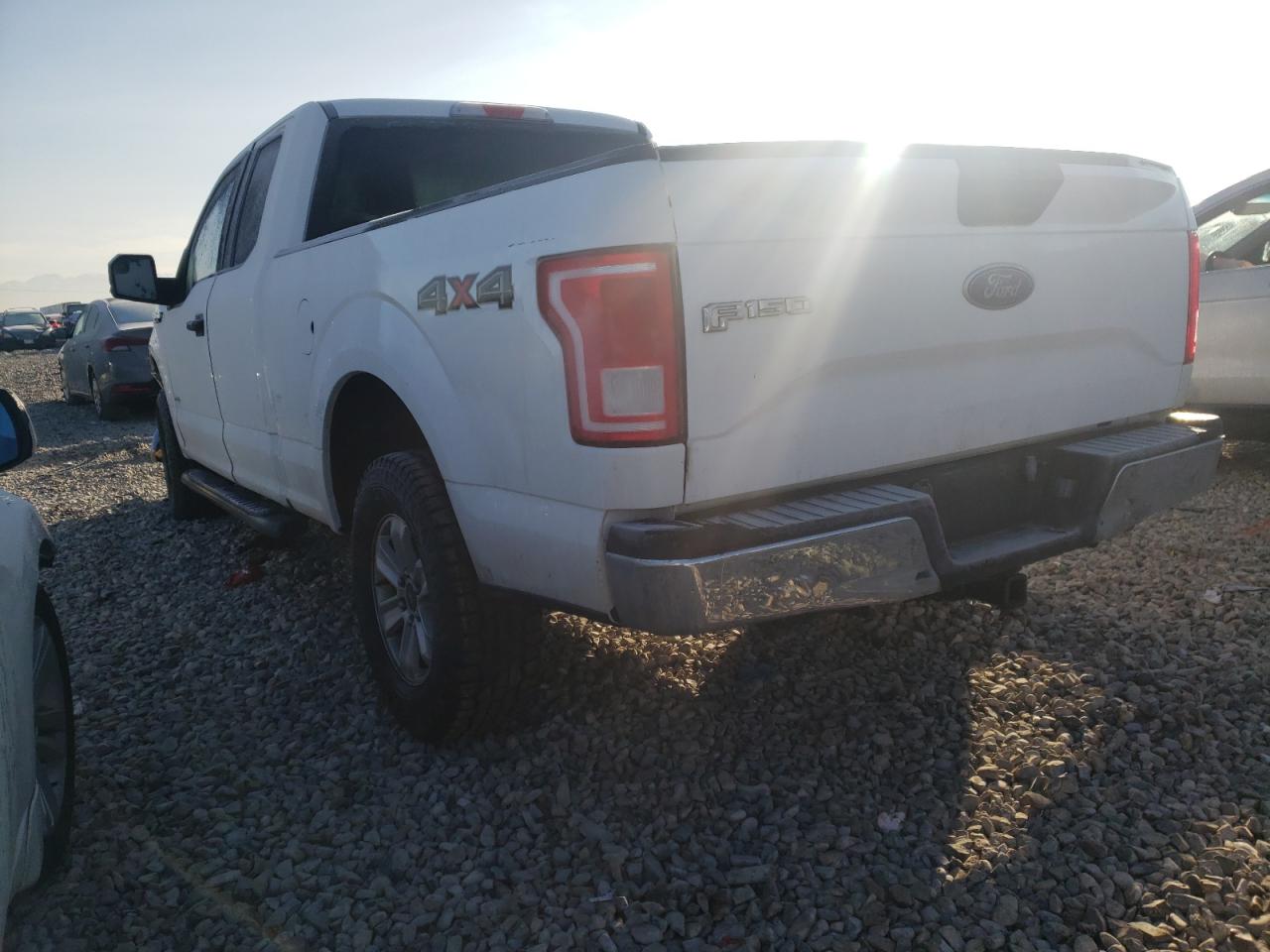 Photo 3 from auction – 2016 FORD F150 SUPER with VIN 1FTEX1EP4GFC33576